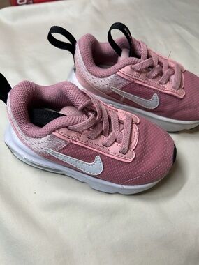 Nike Toddler Pink Athletic Sneakers